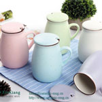 High matte spotted stoneware milk mugs with lid
