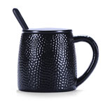 Plain black fat ceramic coffee mugs with lid and spoon 3D alveolate ceramic cups manufacturers