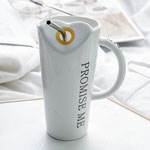 Custom 480ml plain white horn shape ceramic mugs with straw and logo mrs coffee cups