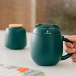 Promotional matte cat shaped ceramic mugs with cat lid for tea or coffee china